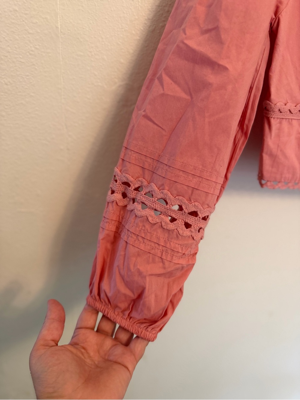 Women's Pink V-Neck Peasant Blouse ric rac milkmaid eyelet detail - Picture 2 of 5